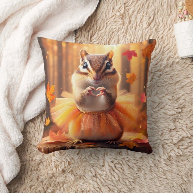 Autumn Chipmunk mit einem Orange Tutu Kissen (Decke)