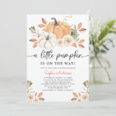 Autumn Floral Little Pumpkin Baby Shower Einladung (Stehend Vorderseite)