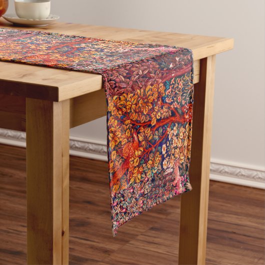 AUTUMN FOREST ANIMALS Hares,Pheasant,Red Floral Großer Tischläufer (Beispiel)