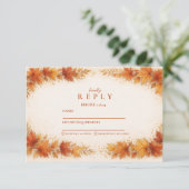 Autumn Maple Leaves Graduation Party RSVP Karte (Stehend Vorderseite)
