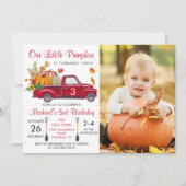 Autumn Pumpkin Blätter Red Truck Birthday Foto Einladung (Vorderseite)