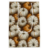 Autumn Pumpkin Harvest Pattern | Rustikaler Fall Mittlere Geschenktüte (Rückseite)