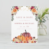 Autumn Pumpkins Fall Florals Save the Date Einladung (Stehend Vorderseite)