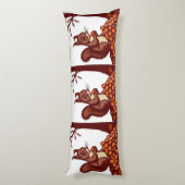 🐿️ Autumn Squirrel Long Pillow - Cozy Body Seitenschläferkissen (Rückseite (Vertikal))