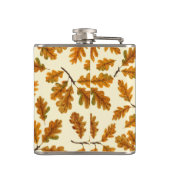 Autumnal-Eicheneiche-Blätter auf weiß Flachmann (Rückseite)