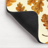 Autumnal-Eicheneiche-Blätter auf weiß Mousepad (Ecke)