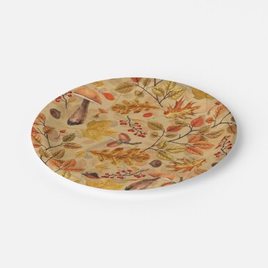 Autumnaler Wald auf Ocker Pappteller (Schrägansicht)