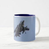 AV8B Geländeläuferkopf auf Tasse (VorderseiteRechts)