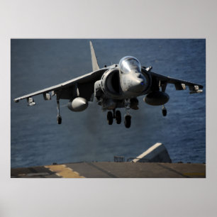 AV-8B Geländeläufer Poster