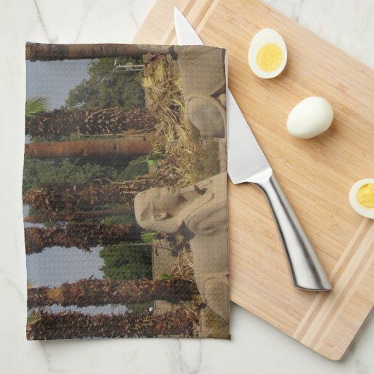 Avenue of Sphinxes Tea Towel Geschirrtuch (Viertel Falte)