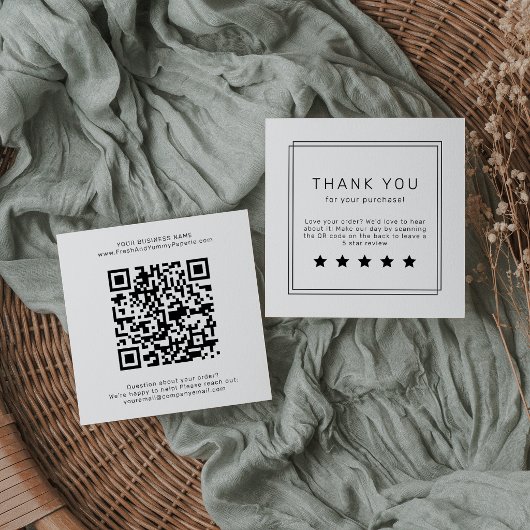 AVERY Modern minimalistischer QR-Code Hinterlassen Quadratische Visitenkarte