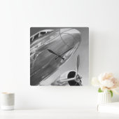 Aviation Icon: Up-Close View Quadratische Wanduhr (Zuhause)