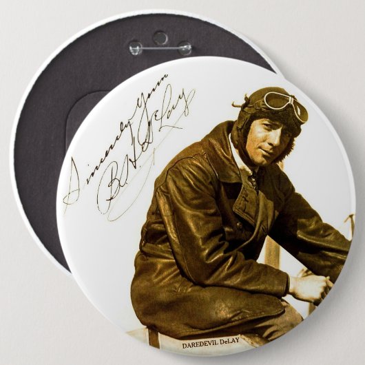 Aviator Actor Daredevil DeLay - Brave Button (Vorne & Hinten)