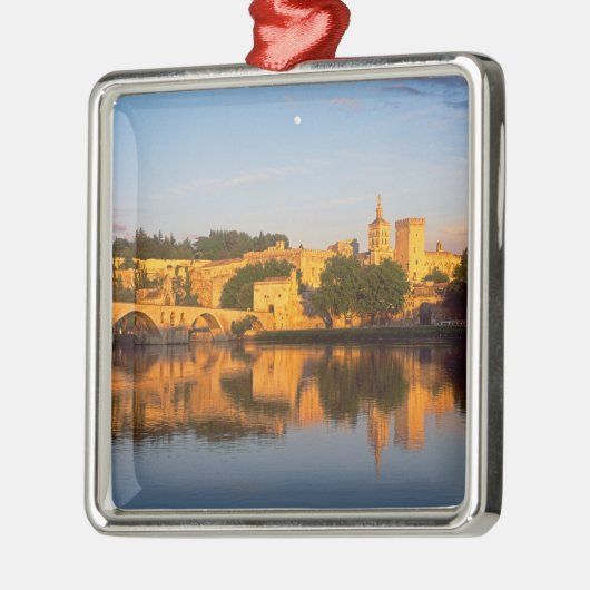 Avignon, Vaucluse, Provence, Frankreich, Rhone Silbernes Ornament (Links)