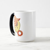 Avocado Beach Girl mit Sonnenmütze und Schwimmring Verwandlungstasse (Vorderseite Links)