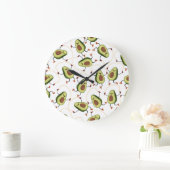 Avocado Fitness: Niedliches Vintages Muster Große Wanduhr (Zuhause)
