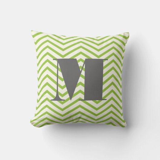 Avocado Green Ivory und Gray Monogram Zig Zag Kissen (Vorderseite)