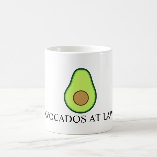 Avocados auf Tasse des Gesetzes (Draufgänger) (Mittel)