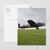 Avro Lancaster auf dem Feld Postkarte (Vorne/Hinten)