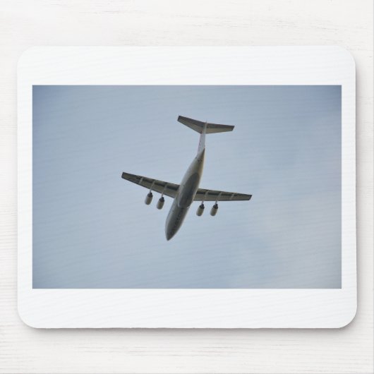 Avro RJ85 Jet in Flug Mousepad (Vorne)