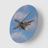 Avro RJ85 Jet Landing Runde Wanduhr (Winkel)