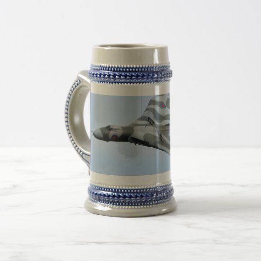 Avro Vulcan B.2 Bierglas (Vorderseite Links)