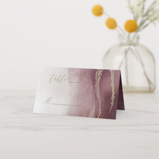 Awash Elegante Watercolor Cranberry Tischnummer Platzkarte (Vorderseite)