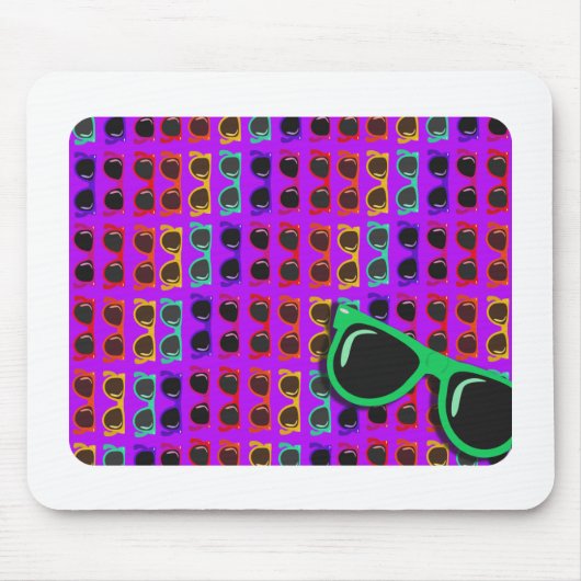 Awesome Achtzigs Sonnenbrille auf Purple Mousepad (Vorne)
