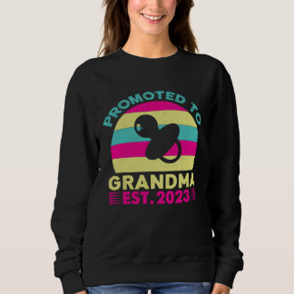 Awesome Promoted to grandma 2023 pregnancy announc Sweatshirt