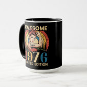 Awesome Since 1976 50th Women's Birthday Retro Tasse (Vorderseite Links)