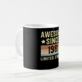 Awesome Since 1981 Birthday Kaffeetasse (Vorderseite Links)