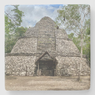 aWorld2Celebrate: Die Kreuzung, Cobá Steinuntersetzer