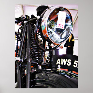 AWS 5. Vorderansicht eines Oldtimer-Motorrads Poster
