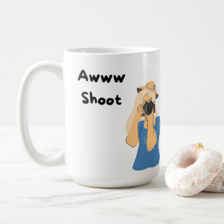 Awww Shoot mit einem Fotografen auf einem Kaffeetasse