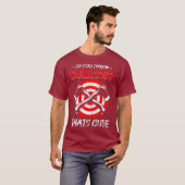 Ax wirft dir Darts gegen Throwers T-Shirt (Vorne ganz)