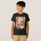 Axolotl Eating Ramen Noodles  T-Shirt (Vorne ganz)