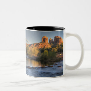 AZ, Arizona, Sedona, Crescent Moon Erholungsgebiet Zweifarbige Tasse