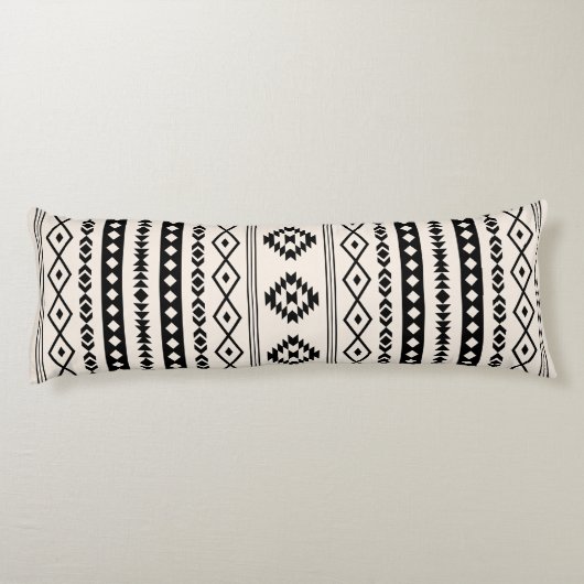 Aztec Black on Cream Mixed Motifs (V) Muster Seitenschläferkissen (Rückseite)