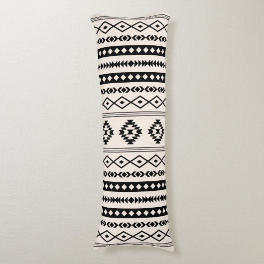 Aztec Black on Cream Mixed Motifs (V) Muster Seitenschläferkissen (Vorderseite Vertikal)