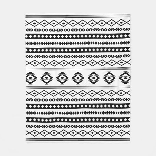 Aztec Black on White Mixed Motifs Muster Fleecedecke (Vorderseite)