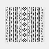 Aztec Black on White Mixed Motifs Muster Fleecedecke (Vorderseite (Horizontal))