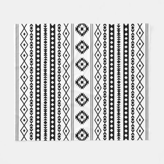 Aztec Black on White Mixed Motifs Muster Fleecedecke (Vorderseite (Horizontal))