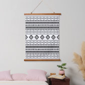 Aztec Black on White Mixed Motifs Muster Wandteppich Mit Holzrahmen (Schlafzimmer)