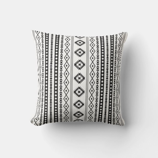Aztec Black on White Mixed Motifs (V) Muster Kissen (Vorderseite)