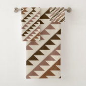 Aztec-Diamantmuster-Design Braun+Creme Badhandtuch Set (Insitu)