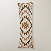 Aztec-Diamantmuster-Design Braun+Creme Seitenschläferkissen (Vorderseite Vertikal)