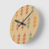 Aztec Geometric Blue und Orange Tribal Southwester Runde Wanduhr (Winkel)