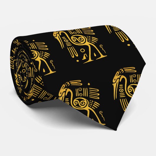 Aztec Golden Heron Water Bird auf schwarz Krawatte (Gerollt)