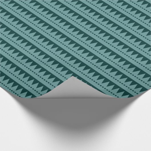 Aztec Mountains - Ocean Green on Dk Moss Green Geschenkpapier (Ecke)