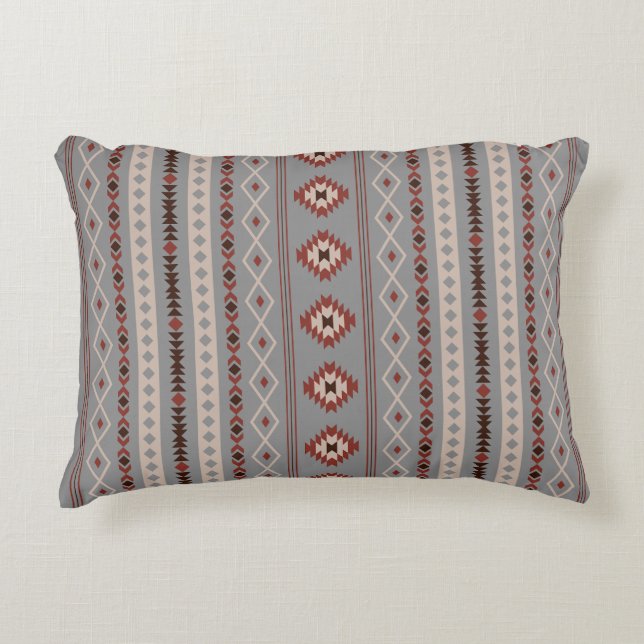 Aztec Rust Cream Brown Gray Mixed Motifs V Muster Dekokissen (Vorderseite)